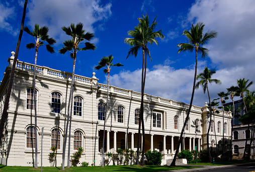 Honolulu, Oahu, Hawaii, USA: Aliʻiolani Hale, Supreme Court, former seat of government of the Kingdom and the Republic of Hawaii - Aliʻiōlani Hale means 