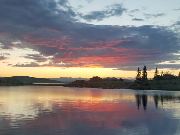 istock Eleven Miles of Sunset 1531105736