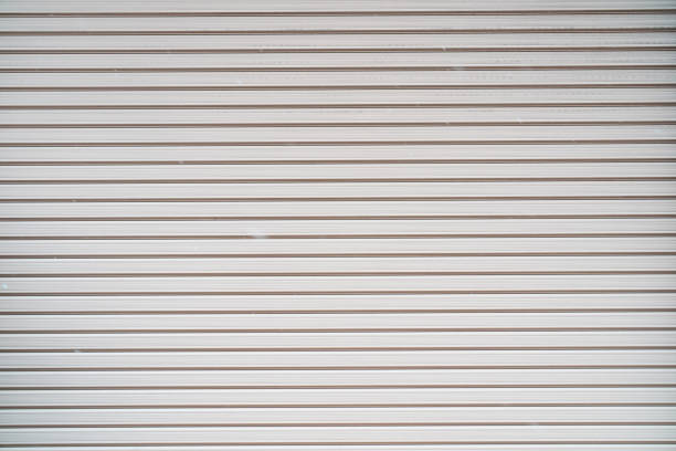 istock Front view of garage with roll up door 1531213404
