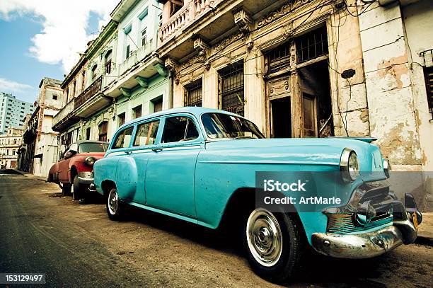 Havana Street Cuba Foto de stock y más banco de imágenes de Acera - Acera, Aire libre, Anticuado
