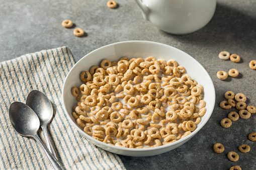 Healthy Oat Breakfast Cereal Rings with Whole Milk