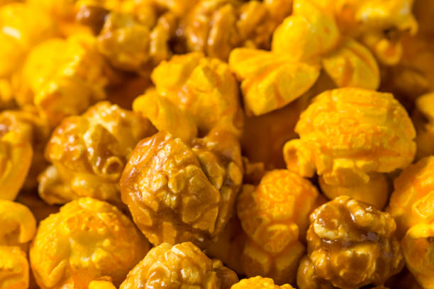 Homemade Chicago Popcorn Mix with Caramel and Cheese Pop Corn