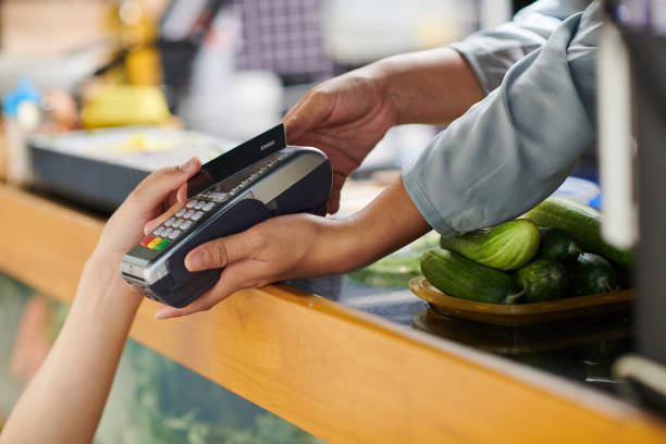 istock Customer Paying for Street Food 1531412459