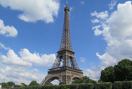 See panoramic of Paris with the Tower Eiffel to the bottom.