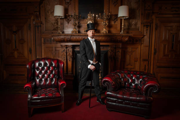 istock A handsome elegant 1920s style gentleman in a luxury stately home 1531479891