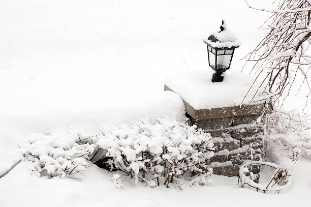 istock street lamp 153148368