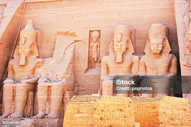Alba Di Abu Simbel - Fotografie stock e altre immagini di Abu Simbel - Abu Simbel, Asia Occidentale, Composizione orizzontale