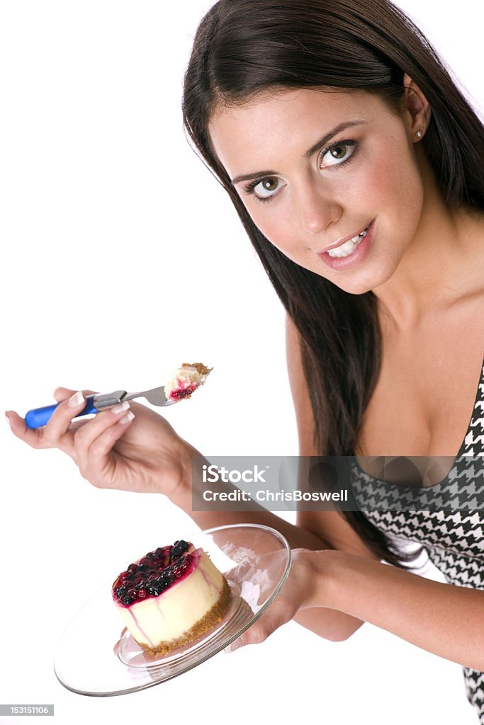 Weiche, lebhaft Brunette Frau selbst zu Cheescake Dessert Treats - Lizenzfrei Abnehmen Stock-Foto