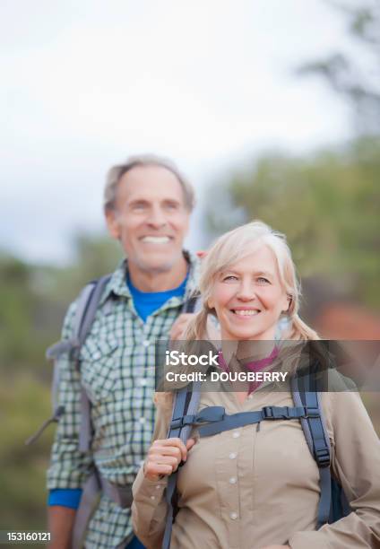 Photo libre de droit de Heureux Couple Âgé banque d'images et plus d'images libres de droit de Arizona - Arizona, Randonnée pédestre, Troisième âge