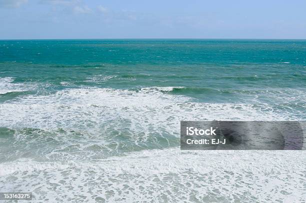 Türkisblaues Meer Stockfoto und mehr Bilder von Blau - Blau, Brandung, Farbbild