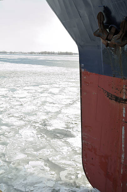 istock Prow of a vessel on iced river 153165973