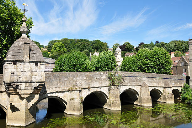 istock Stone Bridge in a Beautiful English Town 153168901
