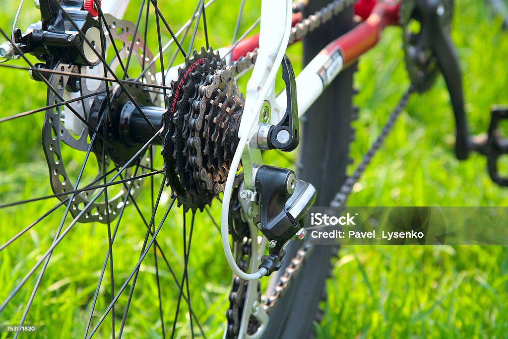 Bicicleta de carreras trasero cassette de la rueda con cadena - Foto de stock de Acero libre de derechos