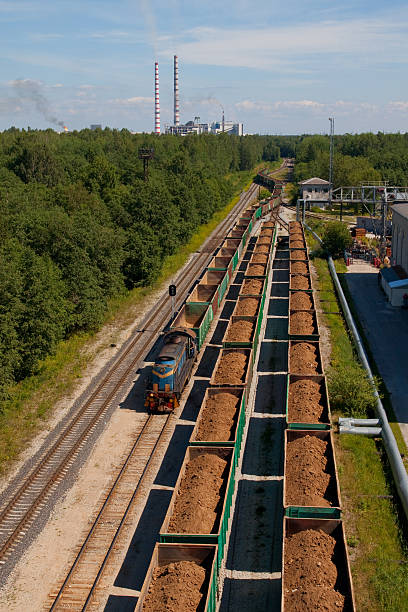 istock transportation of slate by the railway 153174058