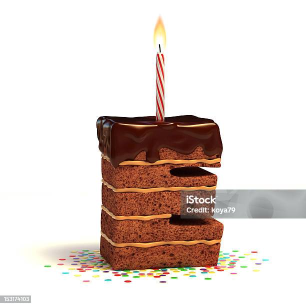 Photo libre de droit de Gâteau Au Chocolat En Forme De Lettre E banque d'images et plus d'images libres de droit de Anniversaire - Anniversaire, Anniversaire d'un évènement, Blanc