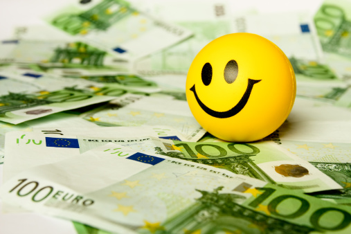 Smiley on hundred euro bills