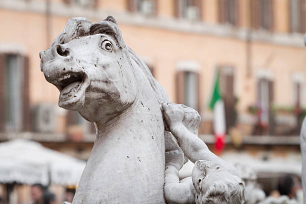 istock Horse Statue and Child at Piazza Navona 153180325