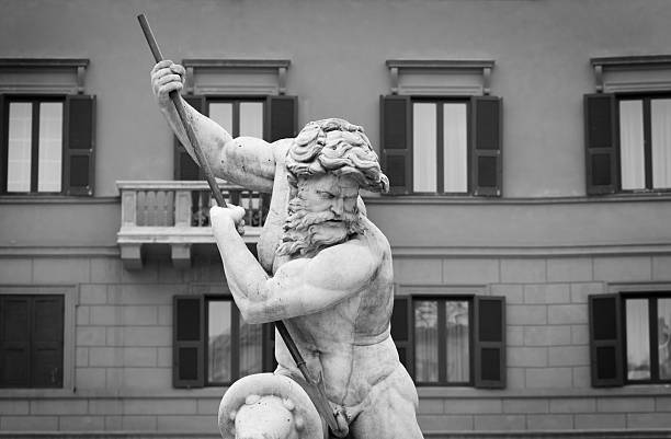 neptune estatua obra maestra en roma - piazza navona rome neptune copy space fotografías e imágenes de stock