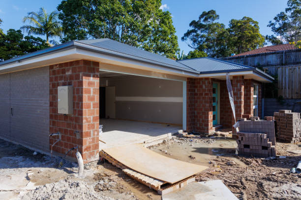 House under construction nearing lock-up stage House under construction in residential housing development nearing lock-up stage australia house home interior housing development stock pictures, royalty-free photos & images