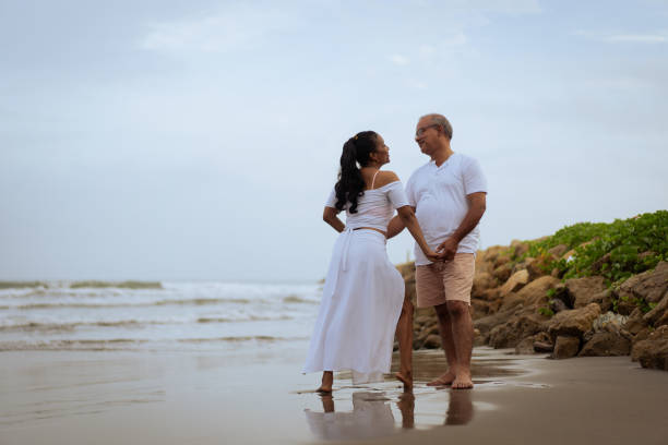 istock married couple in love on the beach 1532402257