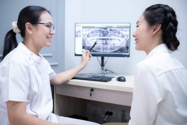 istock dental clinic 1532609560