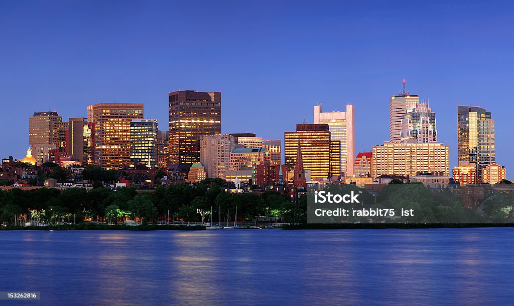 La ville de Boston, de nuit - Photo de Arbre libre de droits