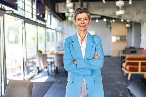 istock Senior business owner in cafe 1533095582