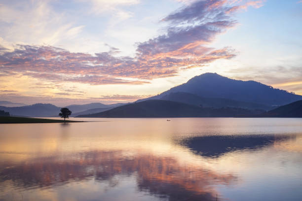 istock Mountains with the lake in early morning 1533409038