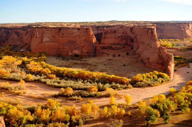 Autumn in The Canyon De Chelly Autumn at the entrance or beginning of the Canyon De Chelly Navajo Nation chinle arizona stock pictures, royalty-free photos & images