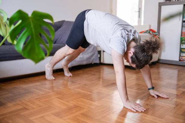 istock Together we do cat-cow pose in Yoga 1533662579