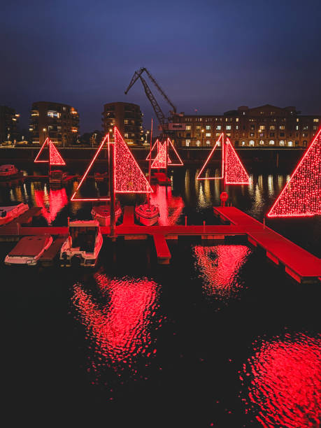istock Zollhafen (customs port) Mainz, Germany with illuminated Christmas decoration 1533662800