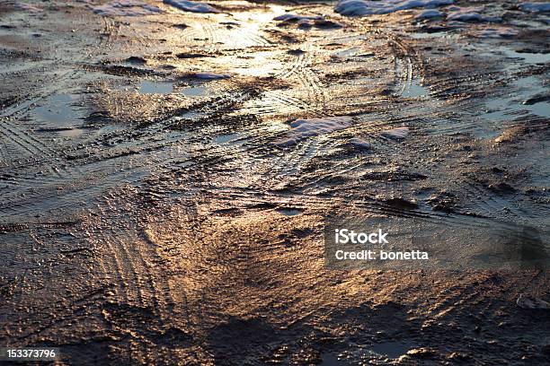 Foto de Muddy Road e mais fotos de stock de Abstrato - Abstrato, Acidentes e desastres, Barro