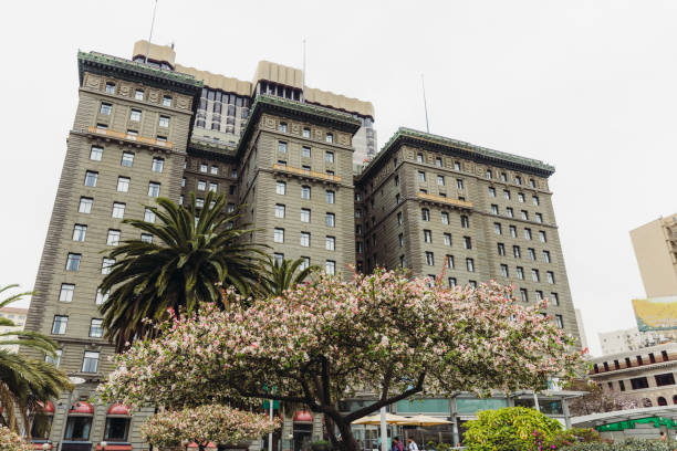 istock Low-Angle View of Union Square in San Francisco Downtown District 1533817837