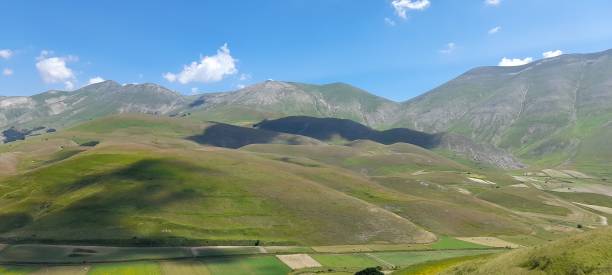 istock The plain from Castelluccio di Norcia 1533973481