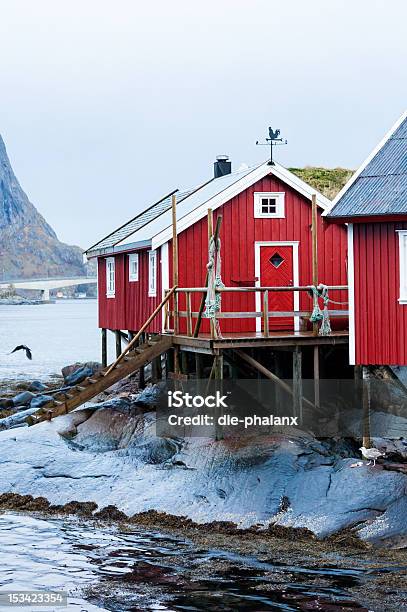 Noruega Fishermans House - Fotografias de stock e mais imagens de Casa - Casa, Edifício residencial, Europa do Norte