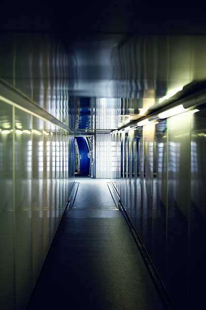 istock Interior hallway to aircraft door 153425367