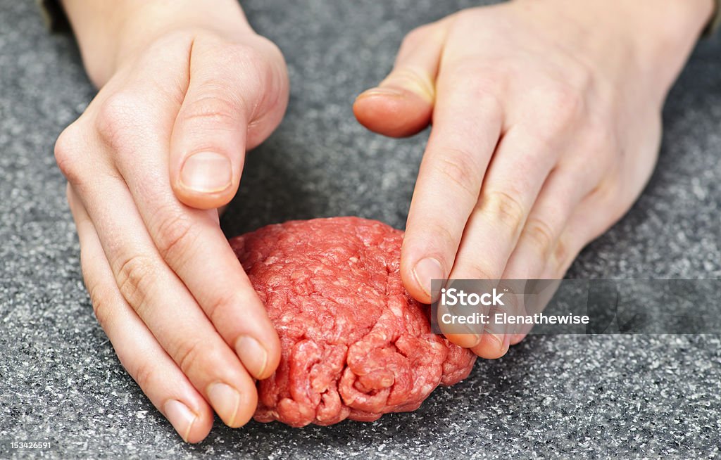 Cozinhar com carne moída - Foto de stock de Alimentação Saudável royalty-free