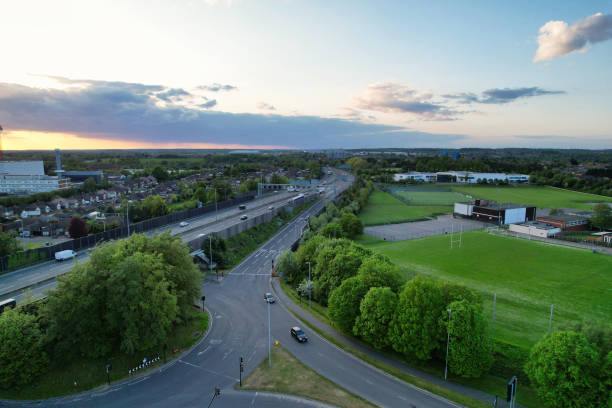 aerial view of luton city during sunset - escaping the rat race imagens e fotografias de stock