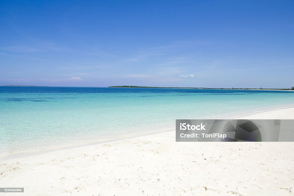 Tropical praia de areia branca. Cuba. - Royalty-free América do Sul Foto de stock