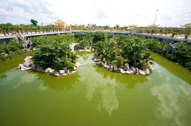istock Vietnam Da Nam Temple 153472169