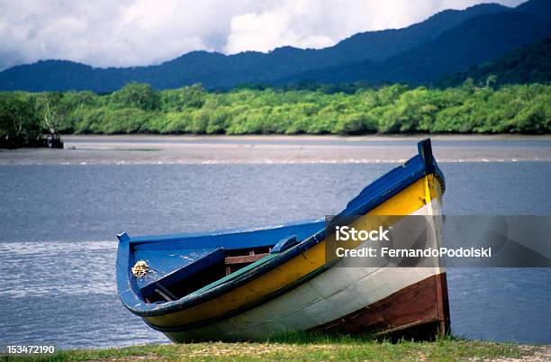 Barco - Fotografias de stock e mais imagens de América do Sul - América do Sul, Atracado, Brasil