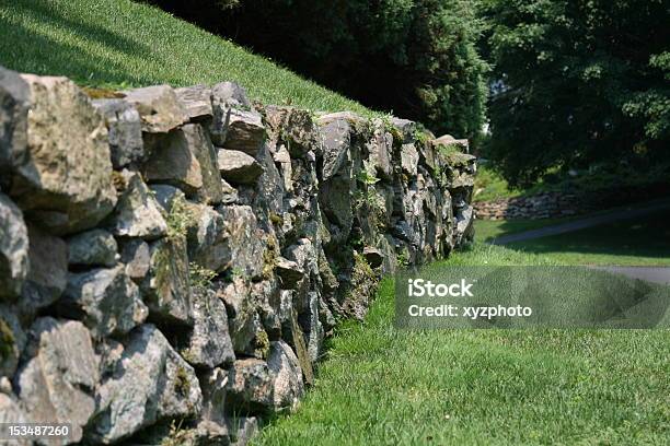 Muro Di Sostegno - Fotografie stock e altre immagini di Muro di sostegno - Muro di sostegno, Pietra - Materiale da costruzione, Pietra - Roccia