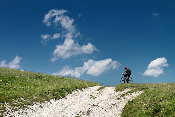 istock Mountain Bike Outdoor 153487532