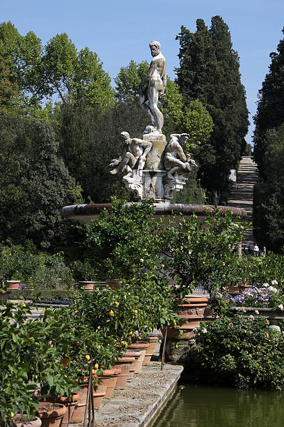 Marble statues in the Boboli Gardens of Florence Marble statues in the Boboli Gardens of Florence, Italy giardini di boboli stock pictures, royalty-free photos & images