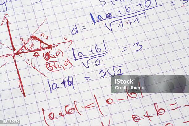 Matematica - Fotografie stock e altre immagini di Aggiustare - Aggiustare, Algebra, Attività che richiedono movimento