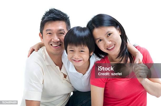 なアジアの家族 - 若い家族のストックフォトや画像を多数ご用意 - 若い家族, 30代, 3人