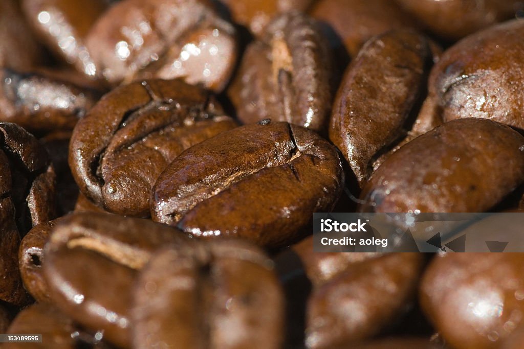 Close-up de grãos de café expresso assado - Foto de stock de Assado royalty-free