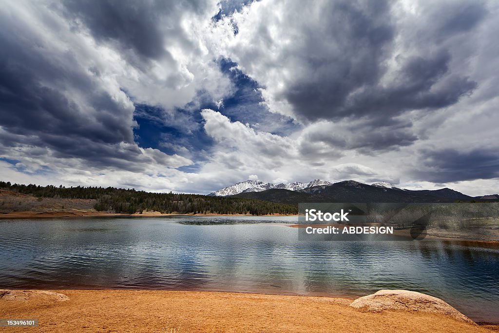 Lago de Montanha - Royalty-free Céu dramático Foto de stock