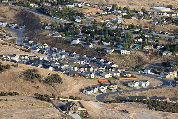 istock The neighborhood 153500690