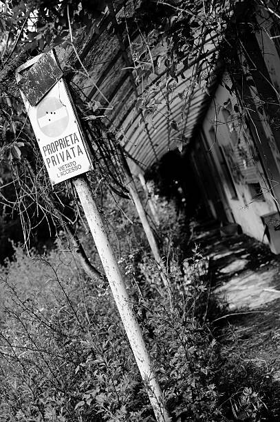 istock The Ghost City Entrance 153501413